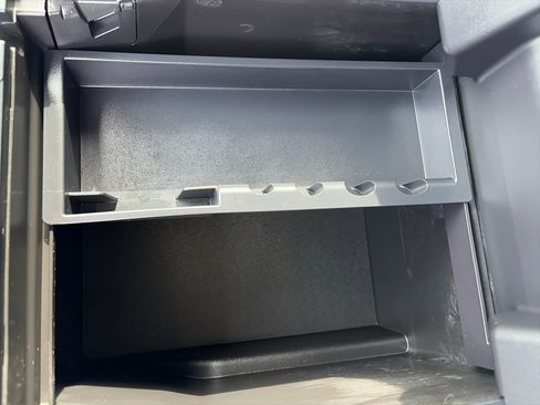 Used 2023 Ford F150 Lariat w/ Equipment Group 502A High image 32