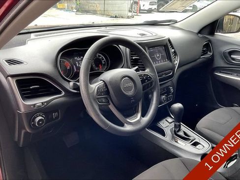 Used 2019 Jeep Cherokee Latitude w/ Popular Appearance Group FWD image 13
