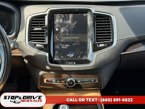 Used 2017 Volvo XC90 T8 Inscription w/ Vision Package AWD/4WD image 11