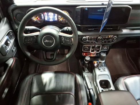 Used 2024 Jeep Wrangler Unlimited Rubicon w/ Safety Group AWD/4WD image 7
