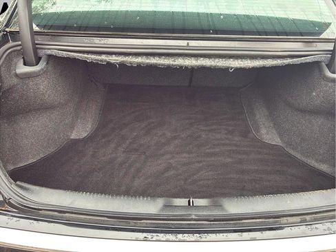 Used 2020 Chrysler 300 Limited image 19