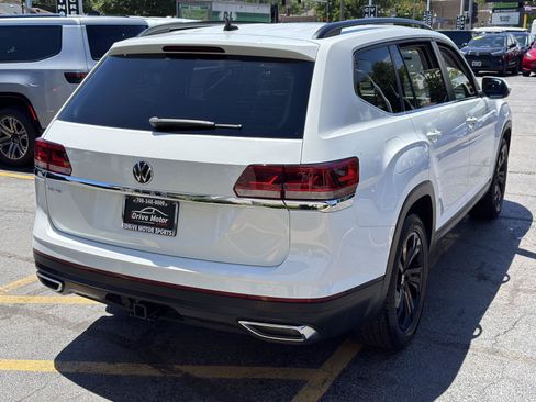 Used 2022 Volkswagen Atlas SE w/ Panoramic Sunroof Package FWD image 10