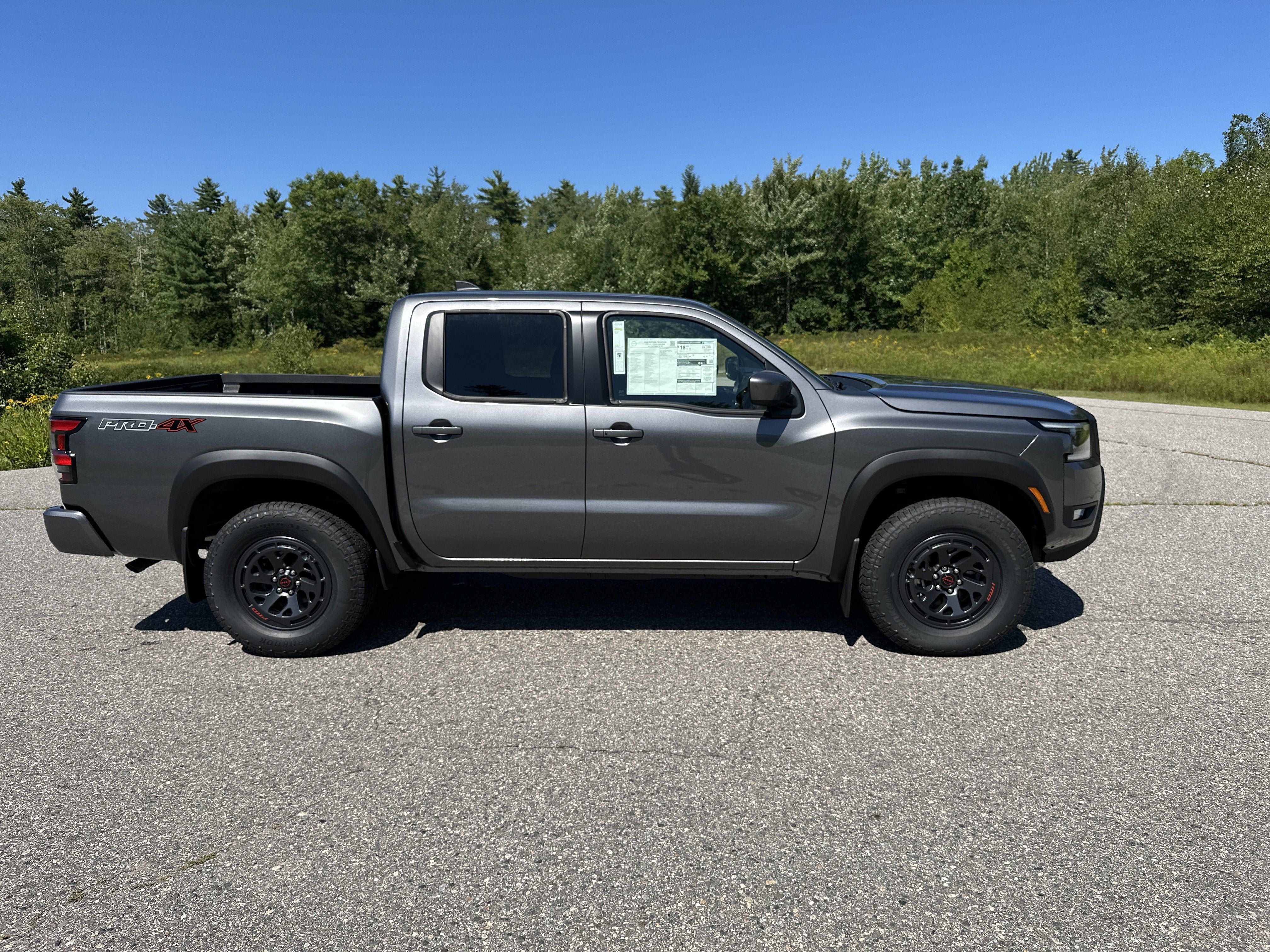 New 2026 Nissan Frontier PRO-4X w/ Tow Package AWD/4WD image 8