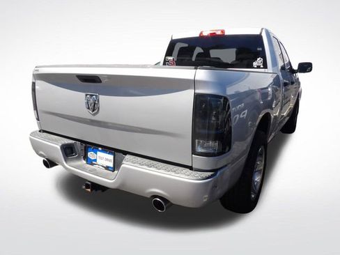 Used 2014 RAM 1500 Express RWD image 15