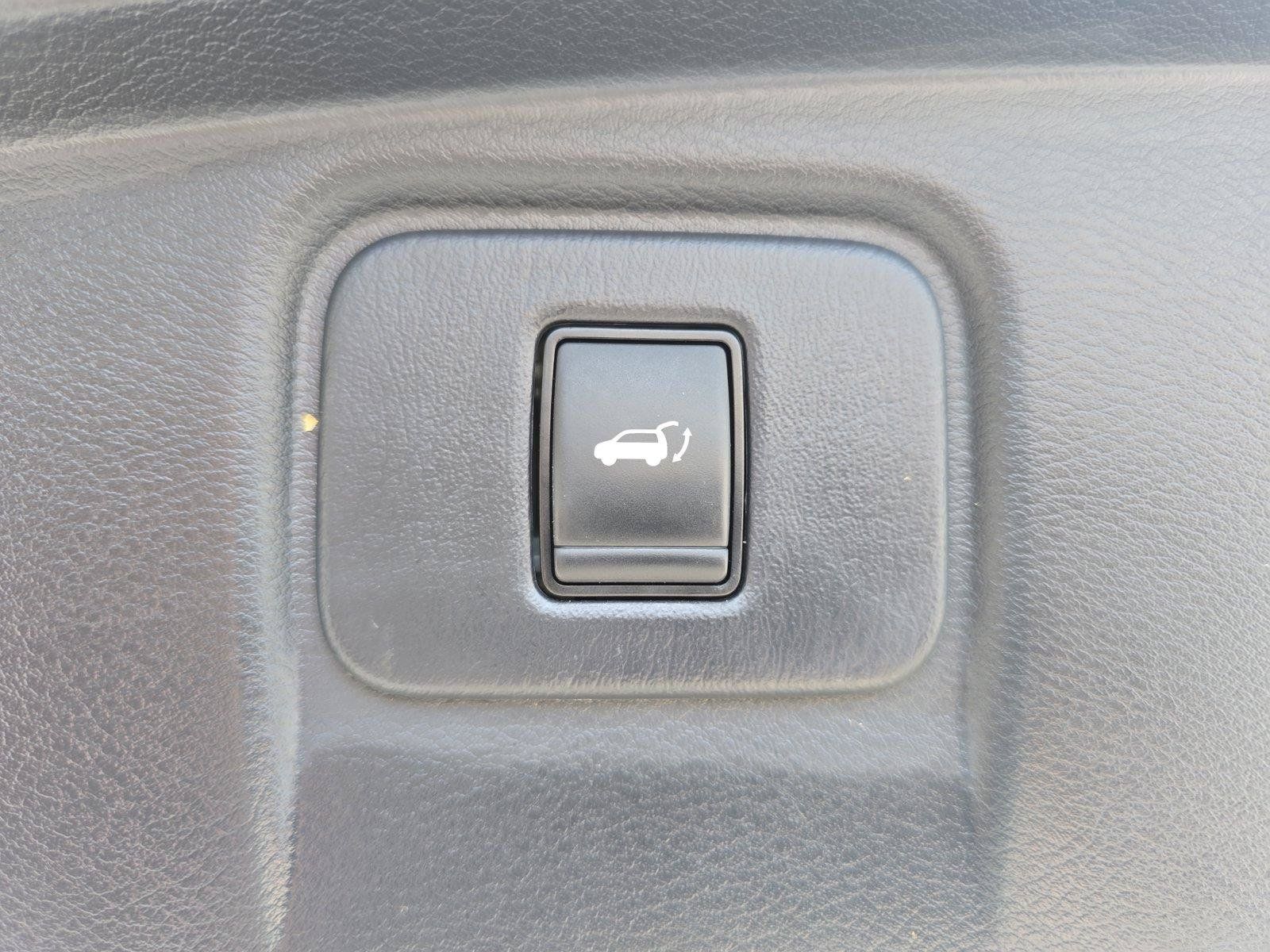Used 2017 Nissan Murano Platinum w/ Platinum Technology Package FWD image 30