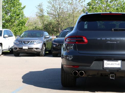 Used 2018 Porsche Macan S AWD/4WD image 12