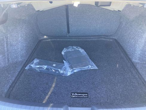 New 2026 Volkswagen Jetta SE image 12