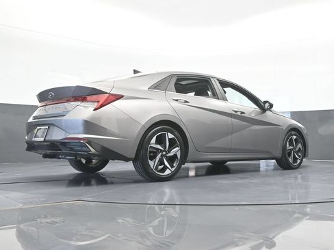 Used 2022 Hyundai Elantra Limited FWD image 60