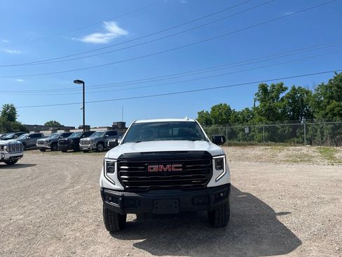 Used 2023 GMC Sierra 1500 AT4X AWD/4WD image 3
