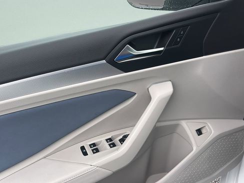 New 2026 Volkswagen Jetta SE FWD image 28