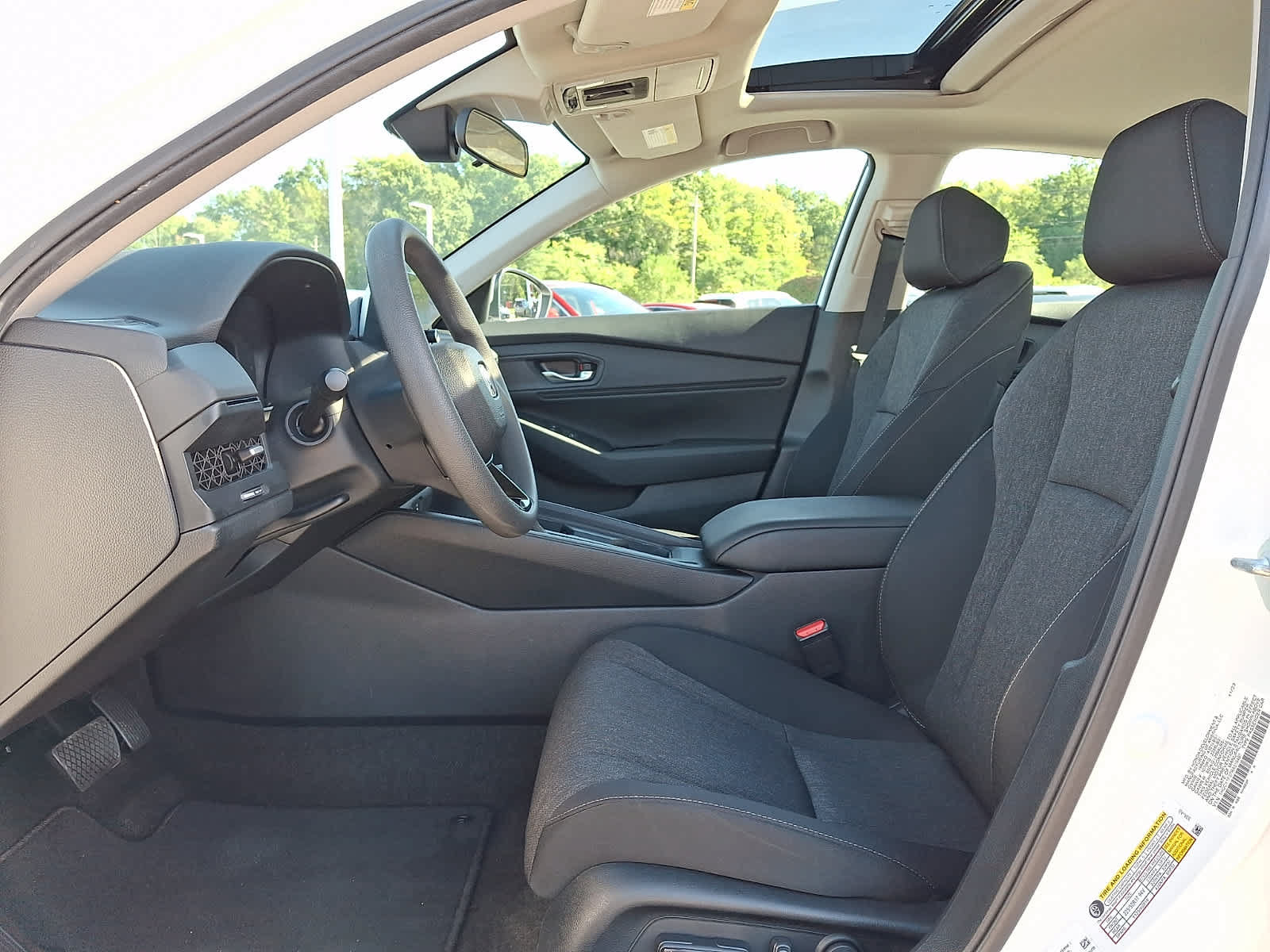 Used 2024 Honda Accord EX image 14