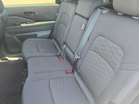 Used 2025 Nissan Pathfinder SV FWD image 10