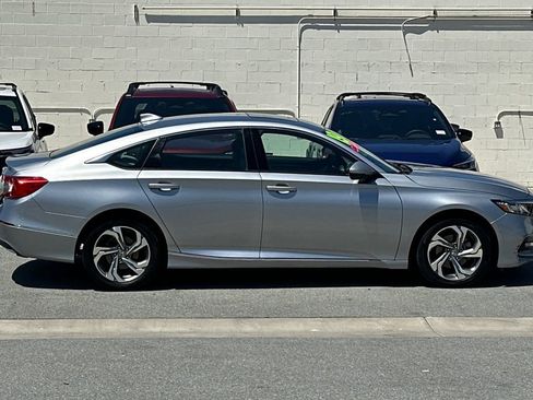 Used 2019 Honda Accord EX-L image 2
