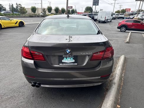 Used 2012 BMW 528i xDrive Sedan AWD/4WD image 4