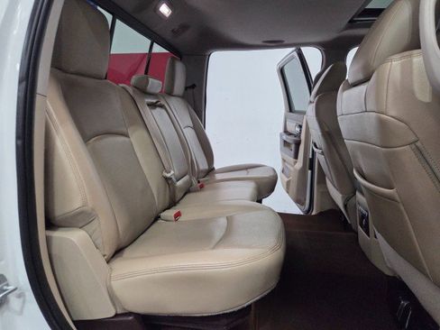 Used 2015 RAM 3500 Laramie image 9