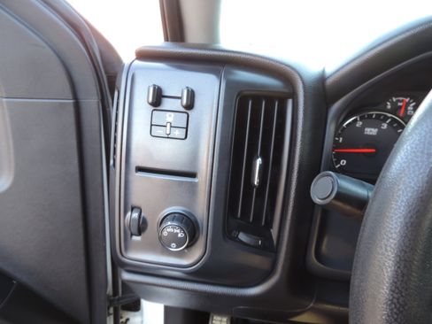 Used 2018 GMC Sierra 3500 4x4 Crew Cab w/ Sierra Convenience Package image 12