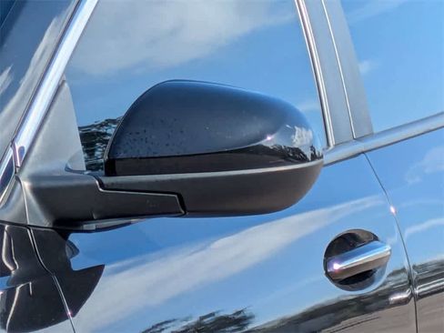 Used 2022 Buick Encore GX Select w/ Sport Touring Package image 11