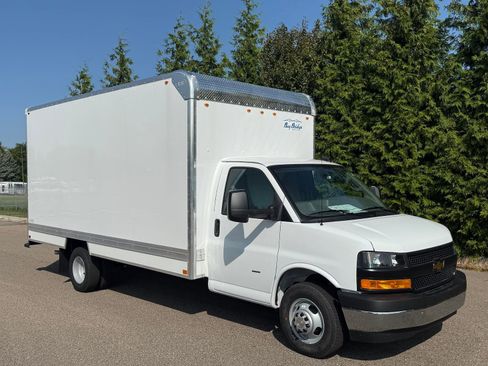 New 2025 Chevrolet Express 3500 w/ Power Convenience Package RWD image 2