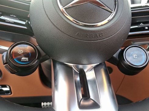 Used 2022 Mercedes-Benz SL 55 AMG 4MATIC image 22