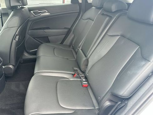 Certified 2023 Kia Sportage EX AWD/4WD image 26