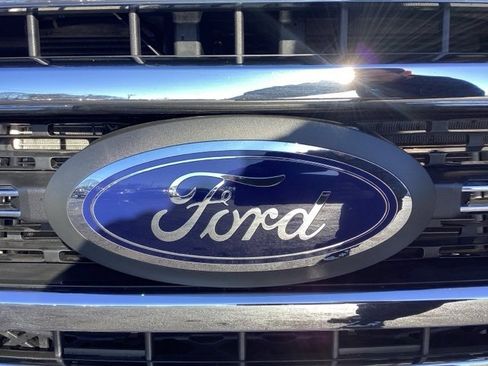 Used 2022 Ford F250 Lariat w/ Chrome Package image 36