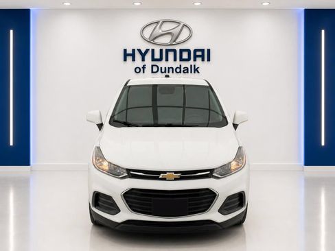 Used 2020 Chevrolet Trax LS w/ Tint and Cruise Package FWD image 2
