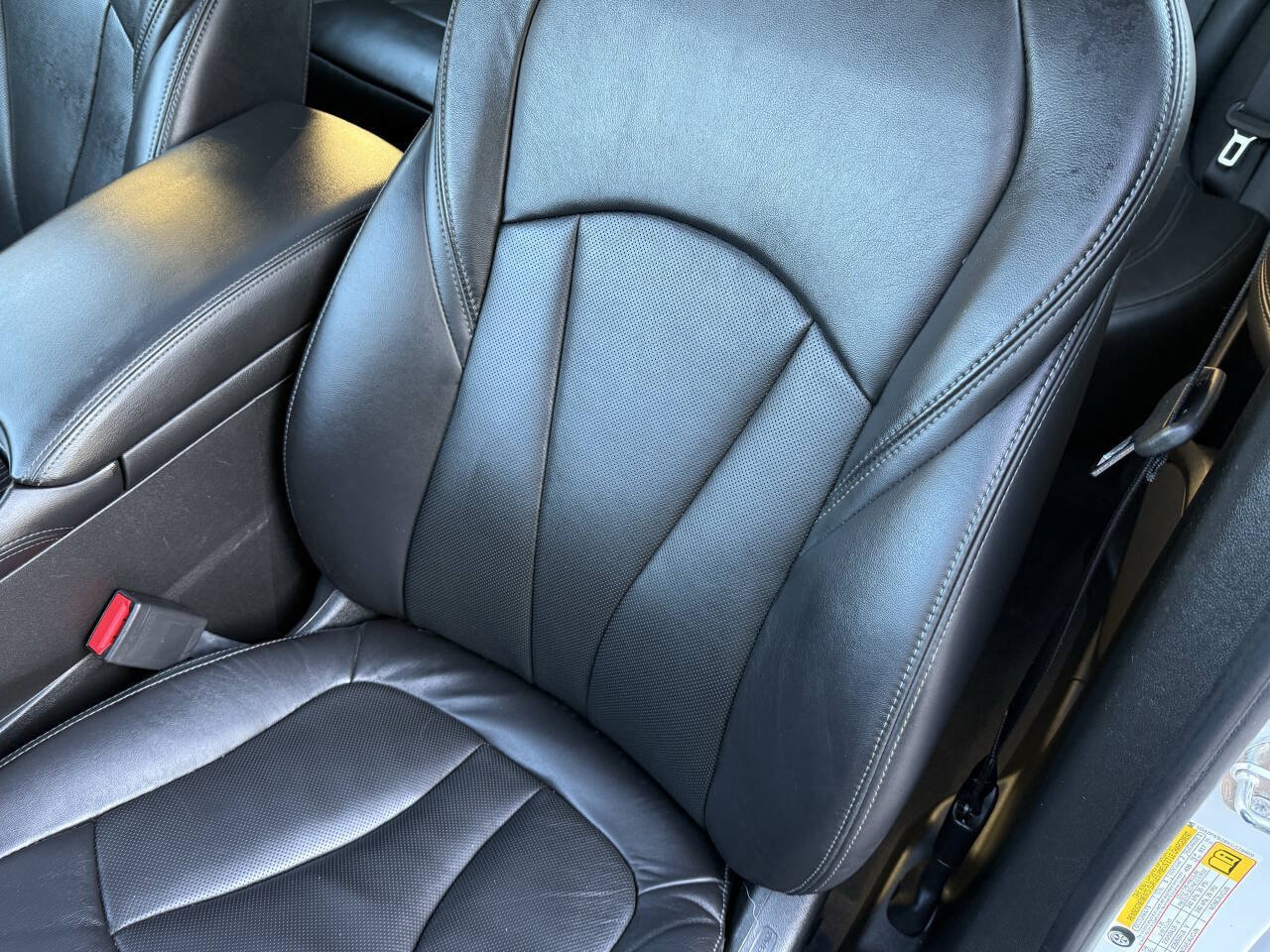 Used 2019 Buick LaCrosse Essence w/ Sun and Shade Package FWD image 23
