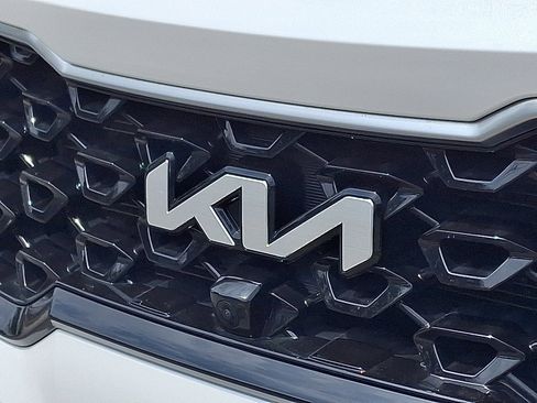 Certified 2023 Kia Sorento SX Prestige w/ Panoramic Sunroof Package AWD/4WD image 30