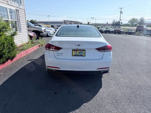 Used 2016 Hyundai Genesis 3.8 w/ Option Group 03 RWD image 6