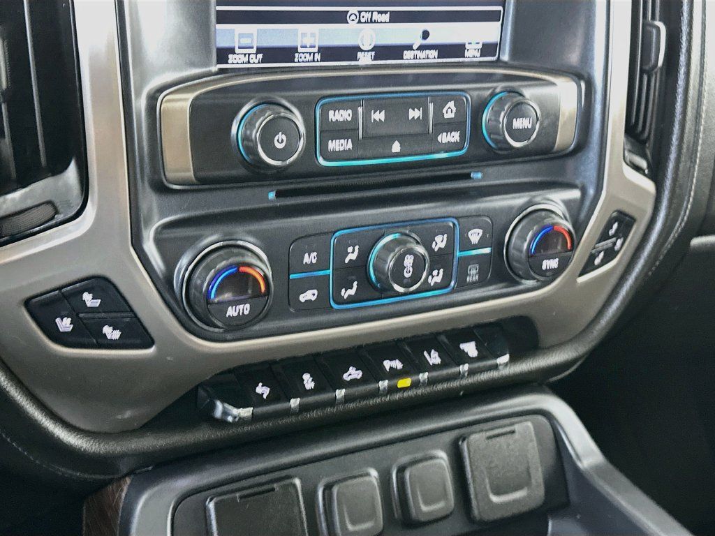Used 2018 GMC Sierra 3500 Denali w/ Duramax Plus Package AWD/4WD image 18