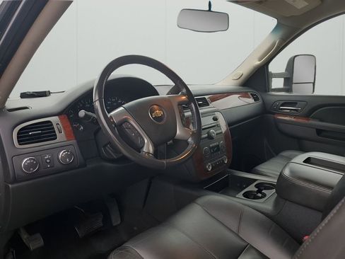 Used 2011 Chevrolet Silverado 1500 LTZ w/ LTZ Plus Package image 25