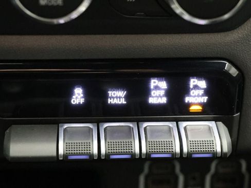 Used 2022 RAM 1500 Big Horn image 29