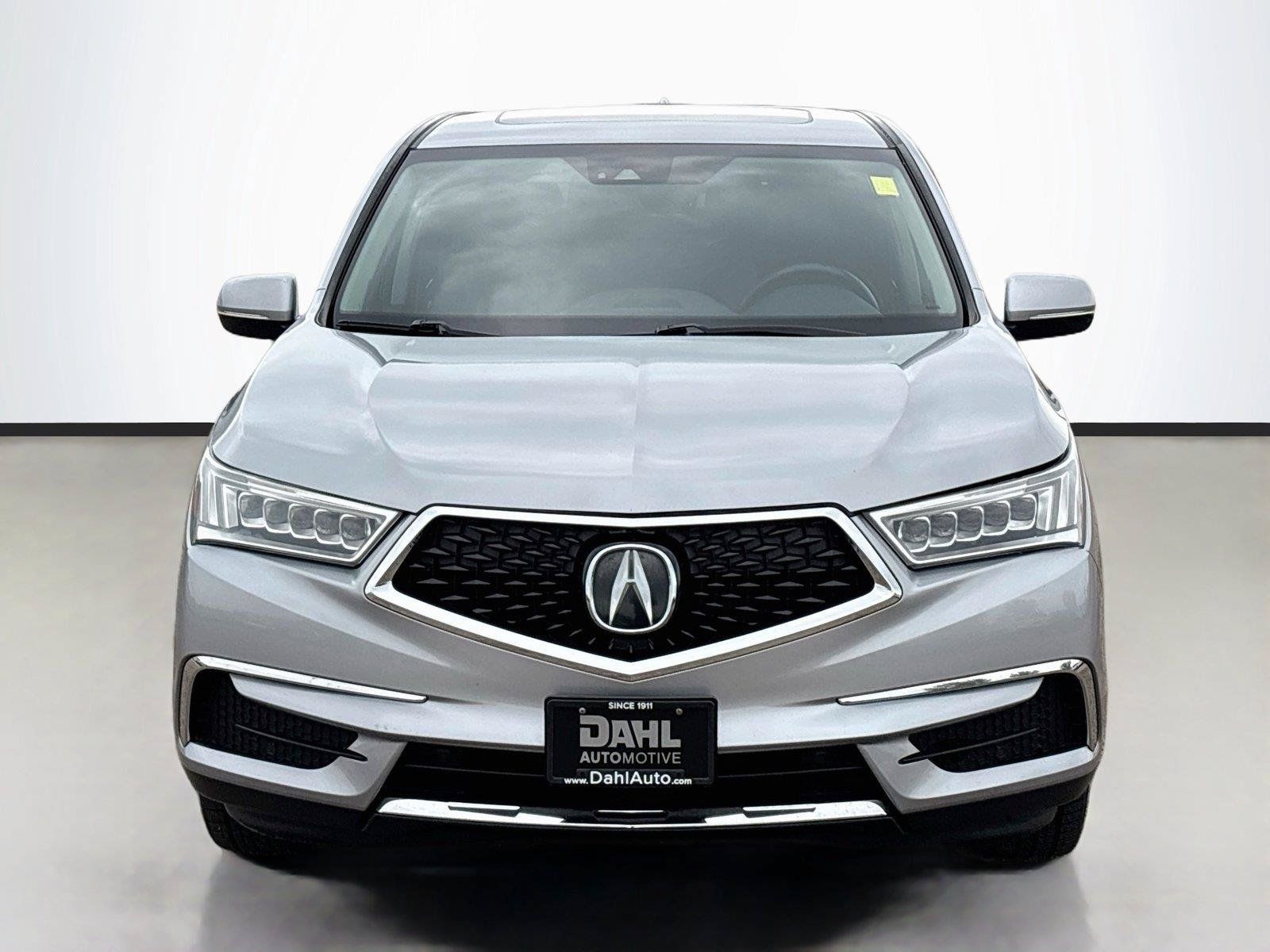 Used 2017 Acura MDX w/ Technology Package AWD/4WD image 3