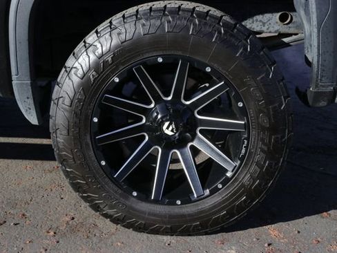 Used 2021 GMC Sierra 1500 Base w/ Sierra Value Package image 8