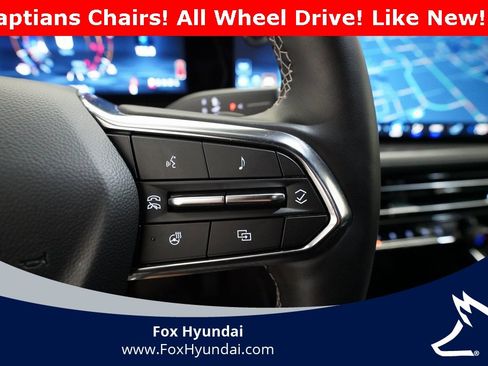 Used 2025 Chevrolet Traverse LT image 20