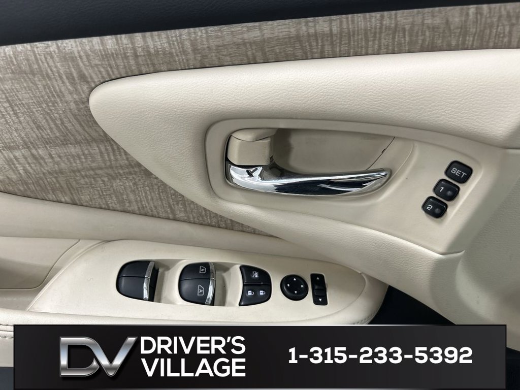 Used 2024 Nissan Murano SL AWD/4WD image 11