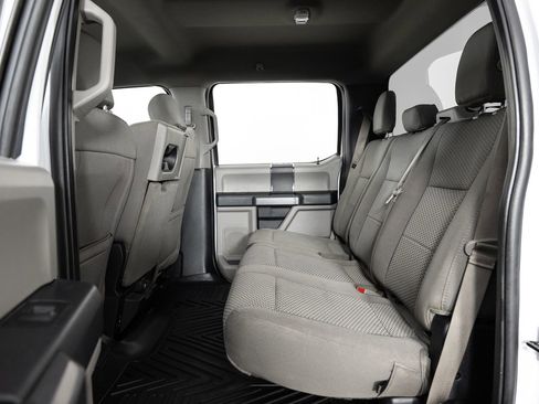 Used 2019 Ford F150 XLT image 17