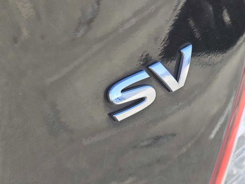 Used 2018 Nissan Versa SV image 11