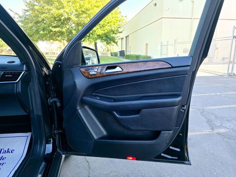 Used 2019 Mercedes-Benz GLS 450 4MATIC w/ Premium 1 Package image 28