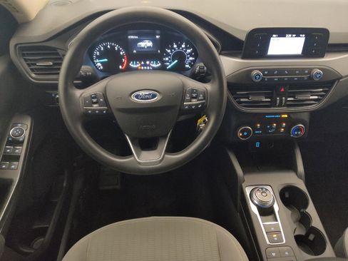 Used 2020 Ford Escape S image 22
