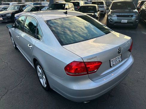 Used 2013 Volkswagen Passat 2.5 SE image 25
