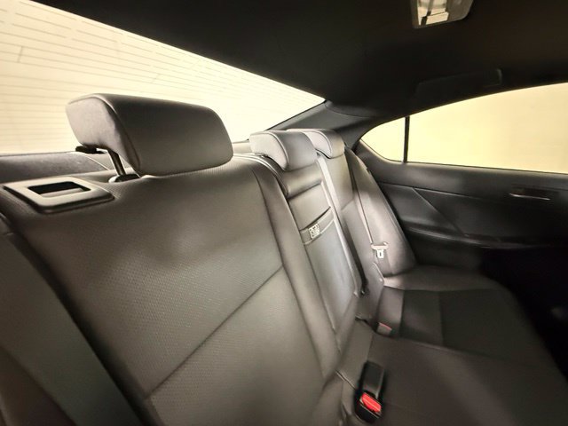Used 2023 Lexus IS 300 w/ Comfort Package RWD image 27
