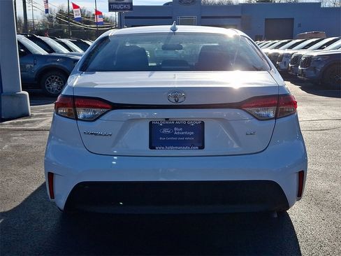 Used 2024 Toyota Corolla LE image 6