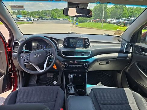 Used 2020 Hyundai Tucson SE w/ Winter Weather Package FWD image 5