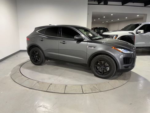 Used 2018 Jaguar E-PACE S image 9