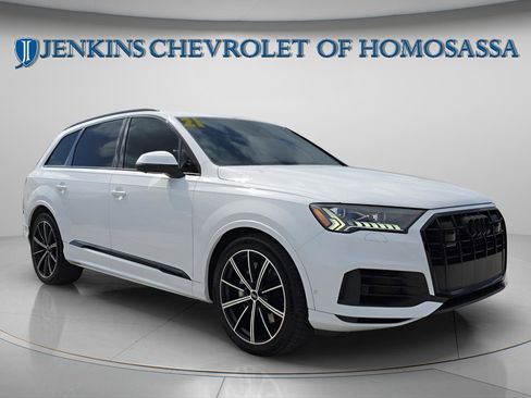 Used 2021 Audi Q7 3.0T Prestige w/ Prestige Package AWD/4WD image 12