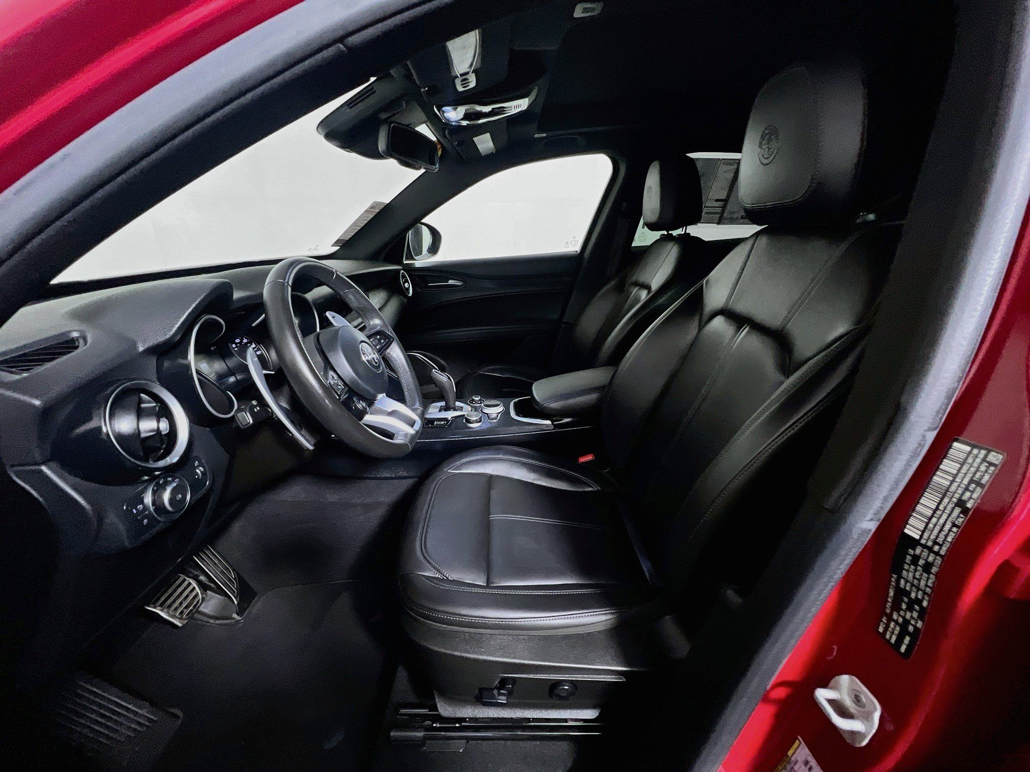 Used 2023 Alfa Romeo Stelvio Sprint RWD image 14
