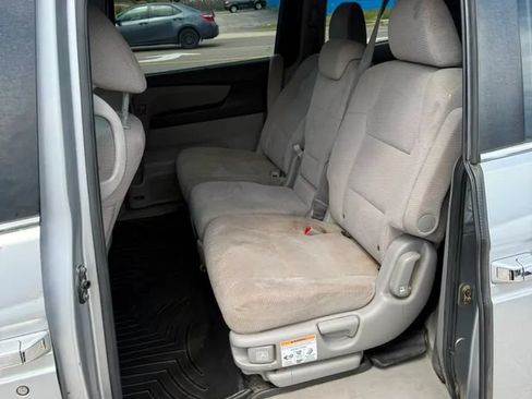 Used 2012 Honda Odyssey EX image 14