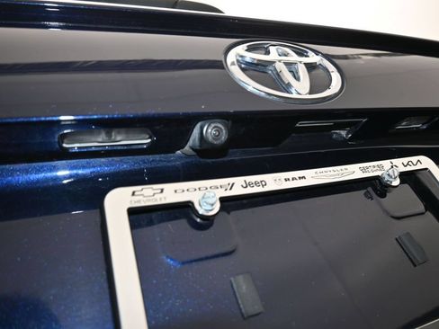 Used 2025 Toyota RAV4 XLE Premium FWD image 39