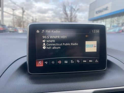 Used 2016 MAZDA MAZDA3 i Touring image 19